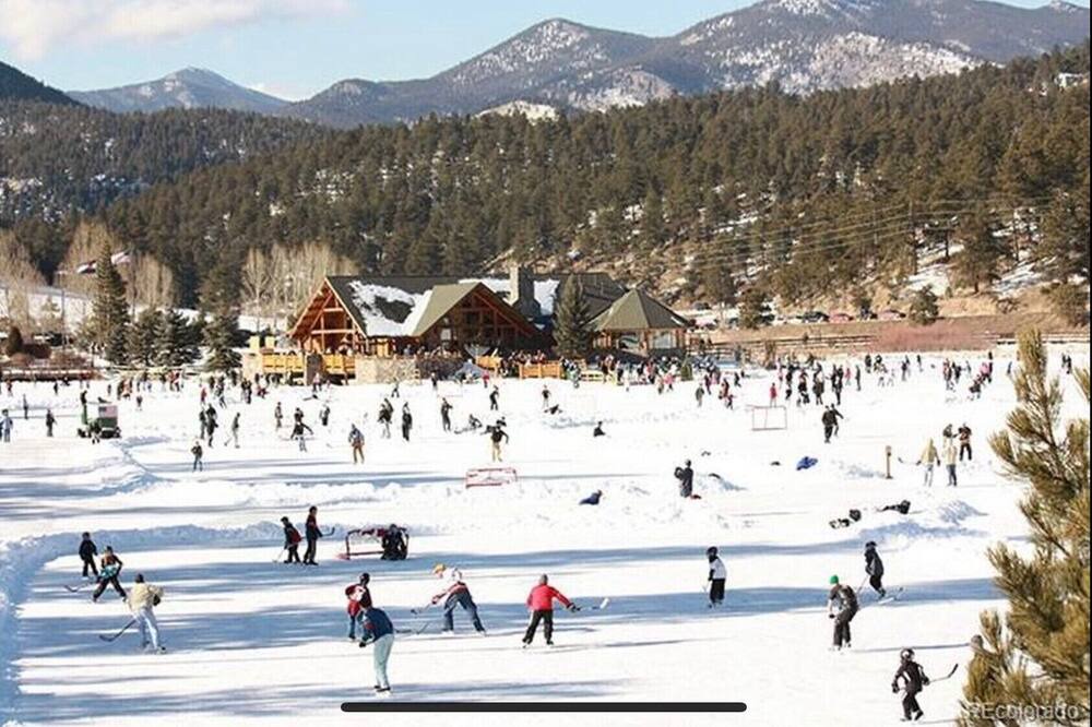 Photo of Outdoor in Evergreen West Central