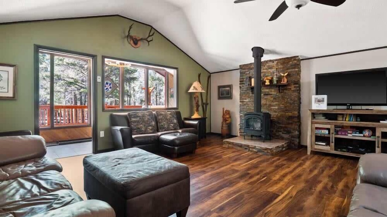 Photo of Livingroom in Leadville