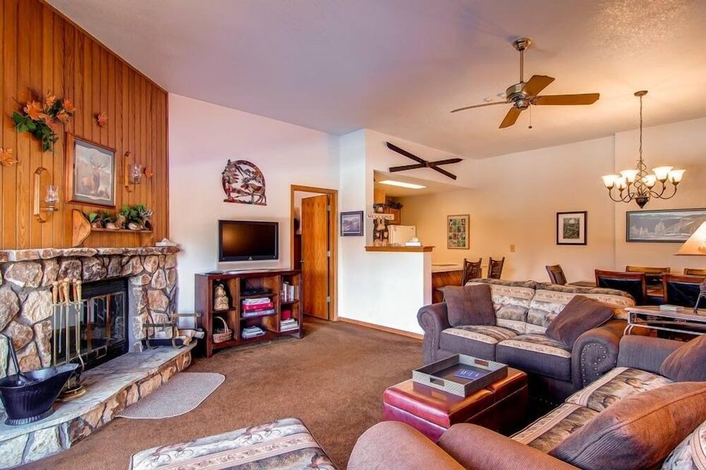 Photo of Livingroom in Wildernest