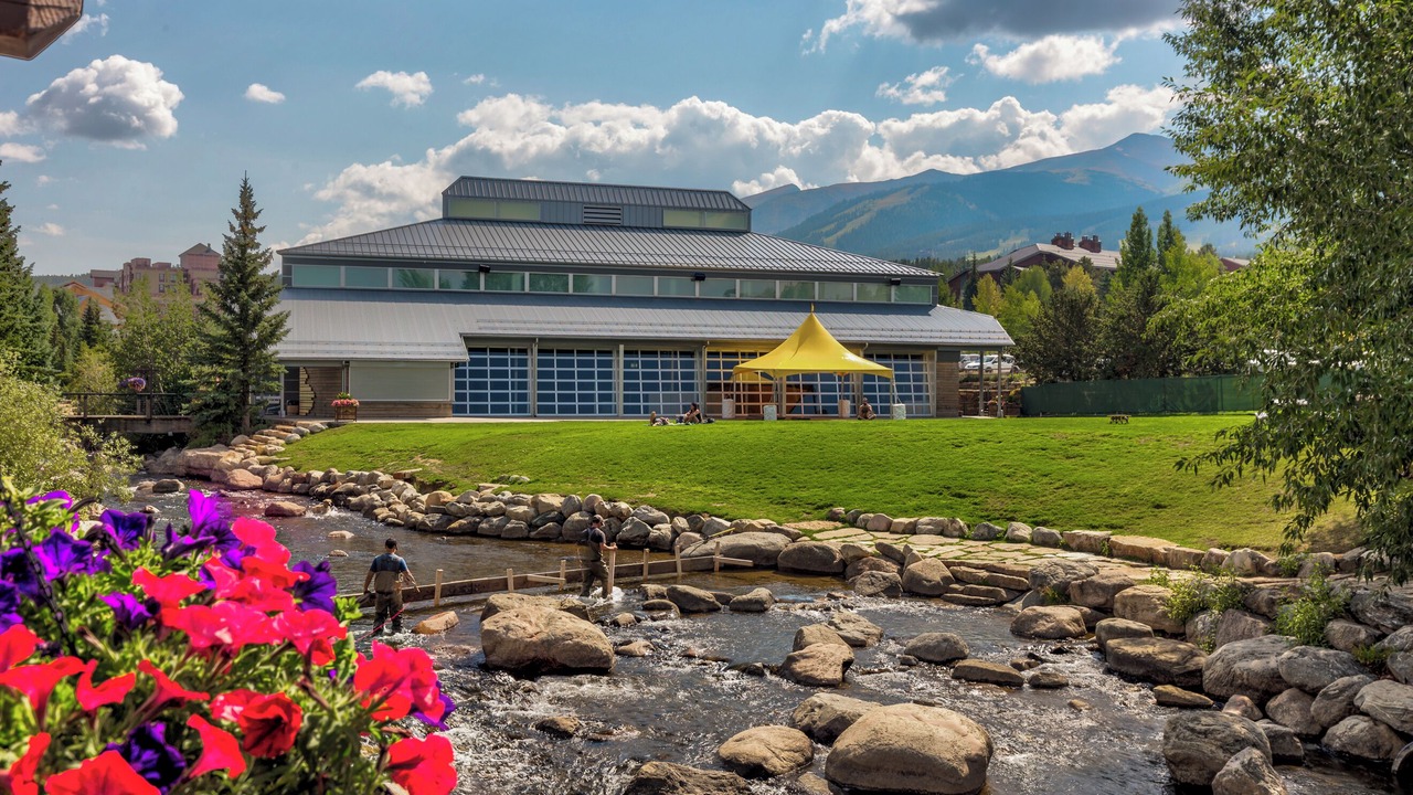 Photo of Outdoor in Valley of the Blue