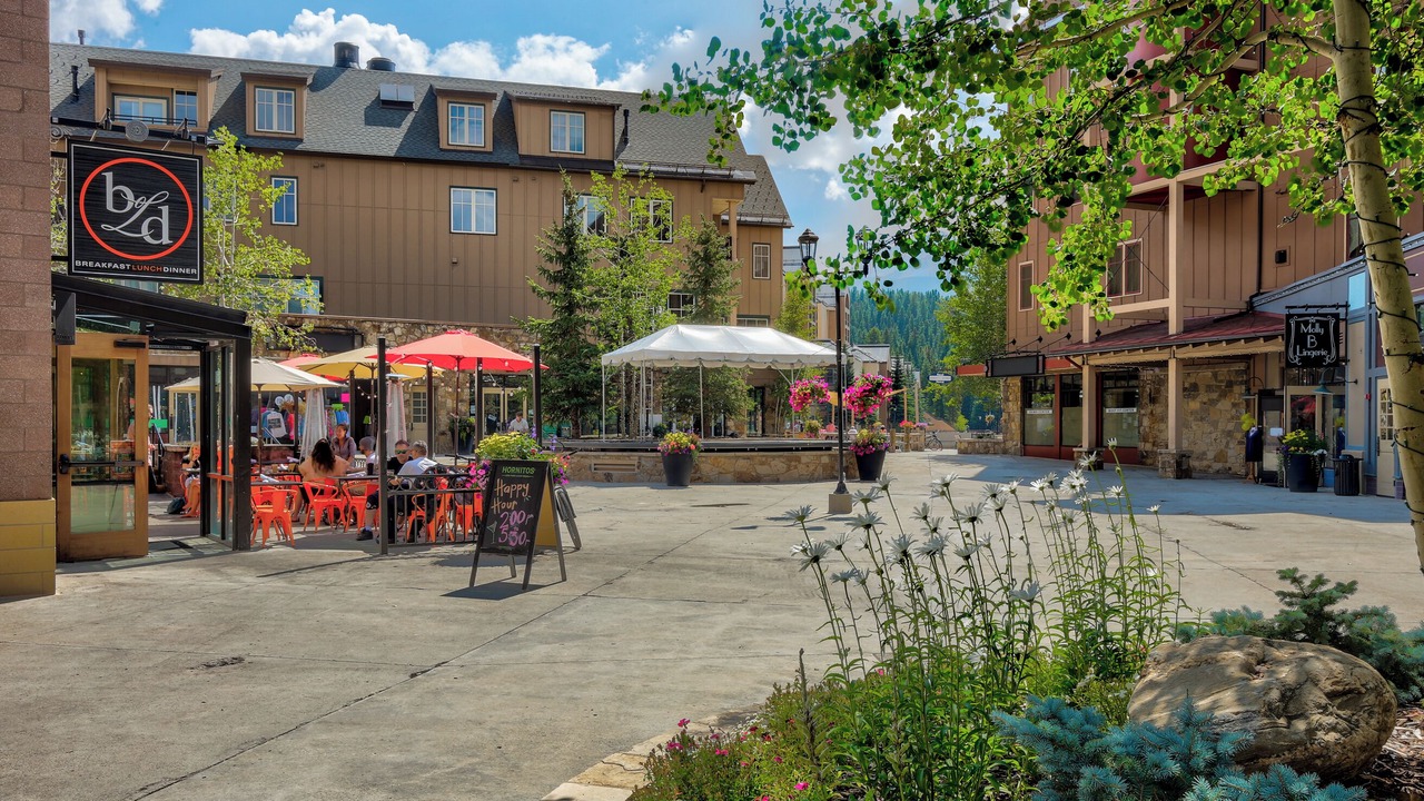 Photo of Outdoor in Valley of the Blue