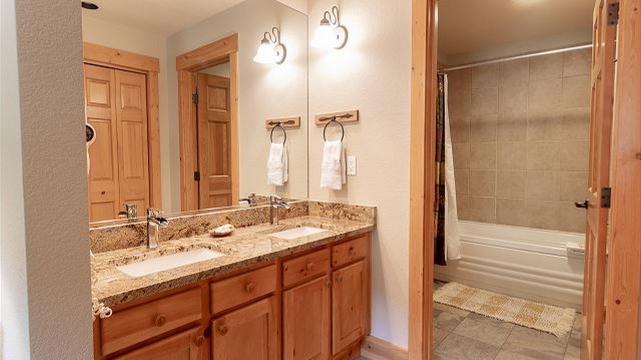Photo of Bathroom in Keystone