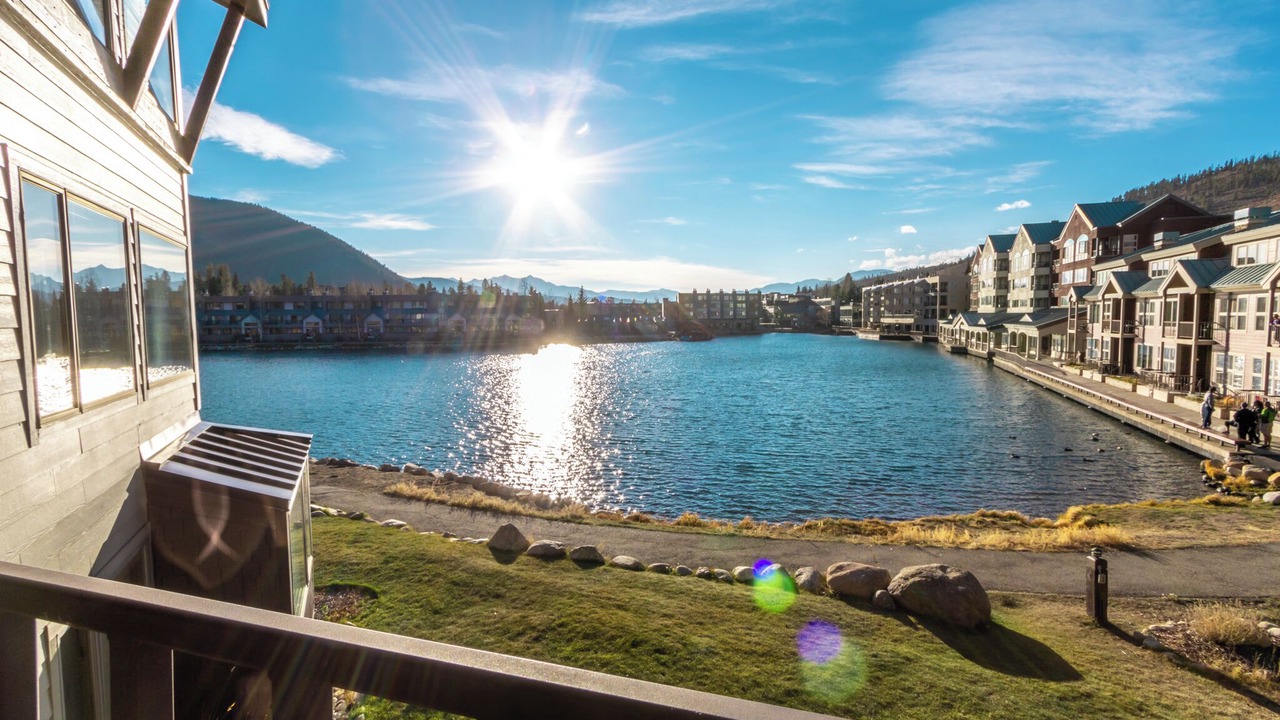 Photo of Outdoor in Lakeside Village