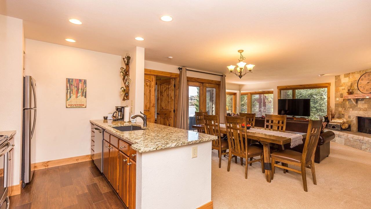 Photo of Kitchen in Lakeside Village