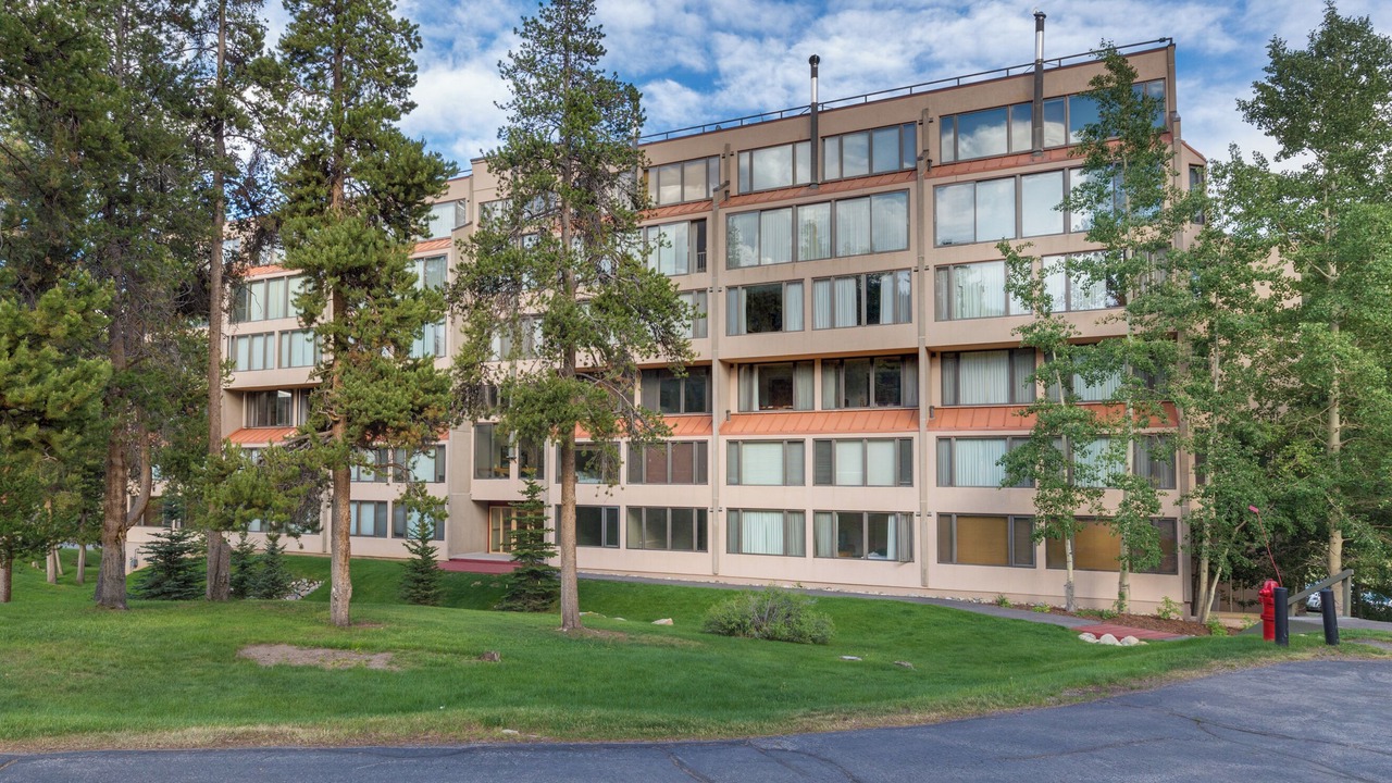 Photo of Outdoor in Lakeside Village