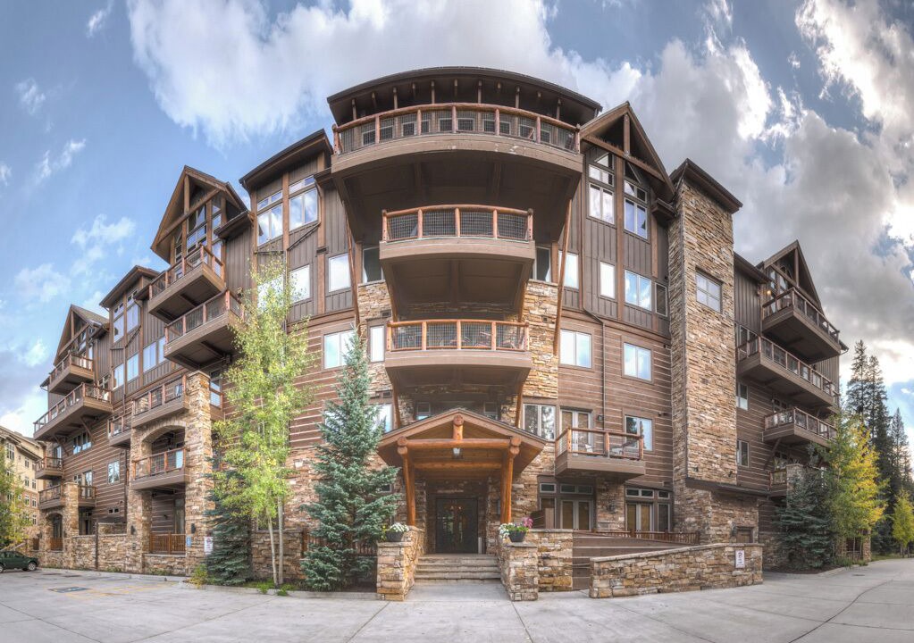 Photo of Outdoor in River Run