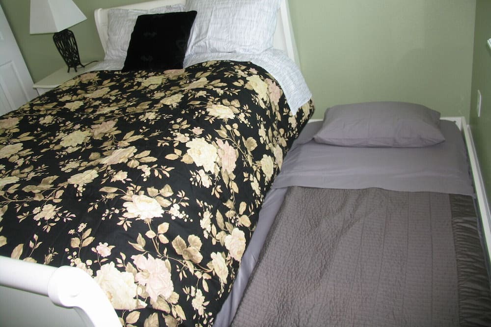 Photo of Bedroom in Broomfield