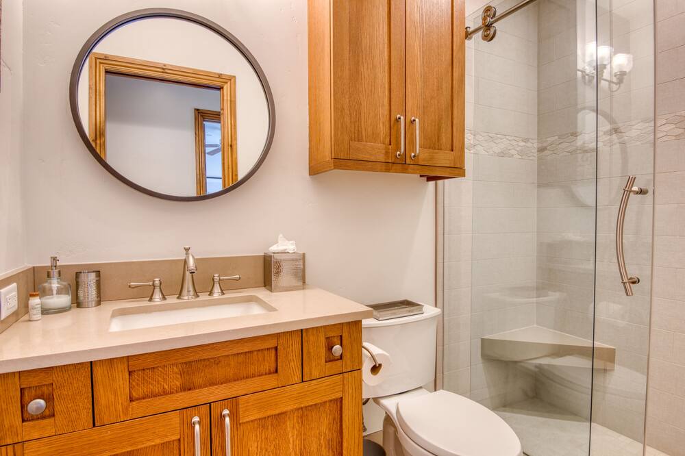 Photo of Bathroom in Edwards
