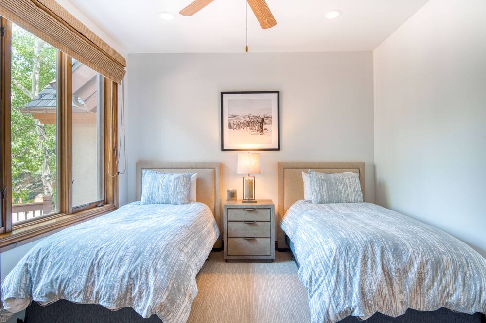 Photo of Bedroom in Edwards