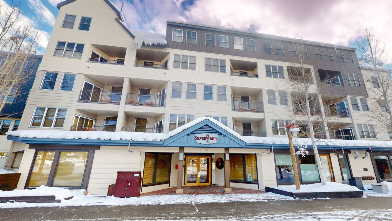 Photo of Outdoor in River Run