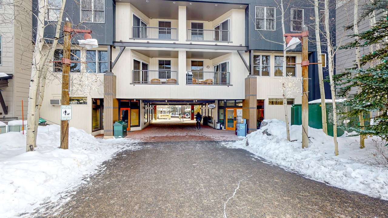 Photo of Outdoor in River Run