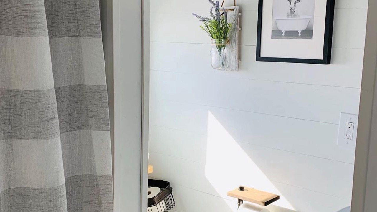 Photo of Bathroom in Meeker