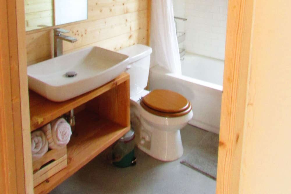 Photo of Bathroom in Carbondale