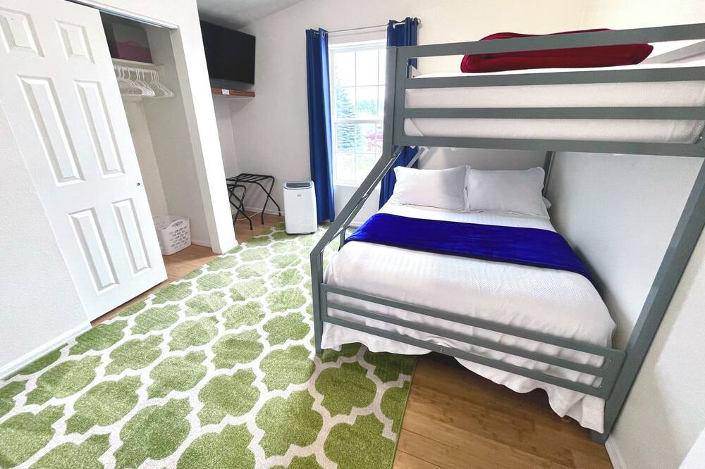Photo of Bedroom in Salida