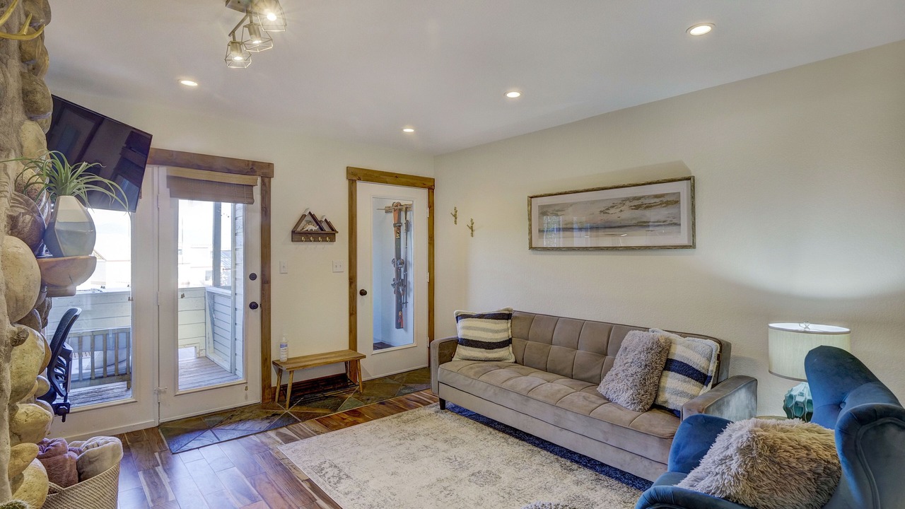 Photo of Livingroom in Baldy Mountain