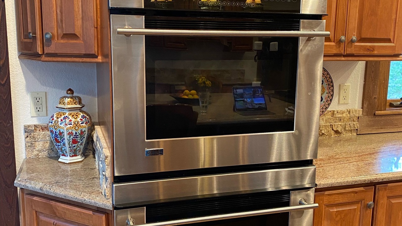 Photo of Kitchen in Evergreen