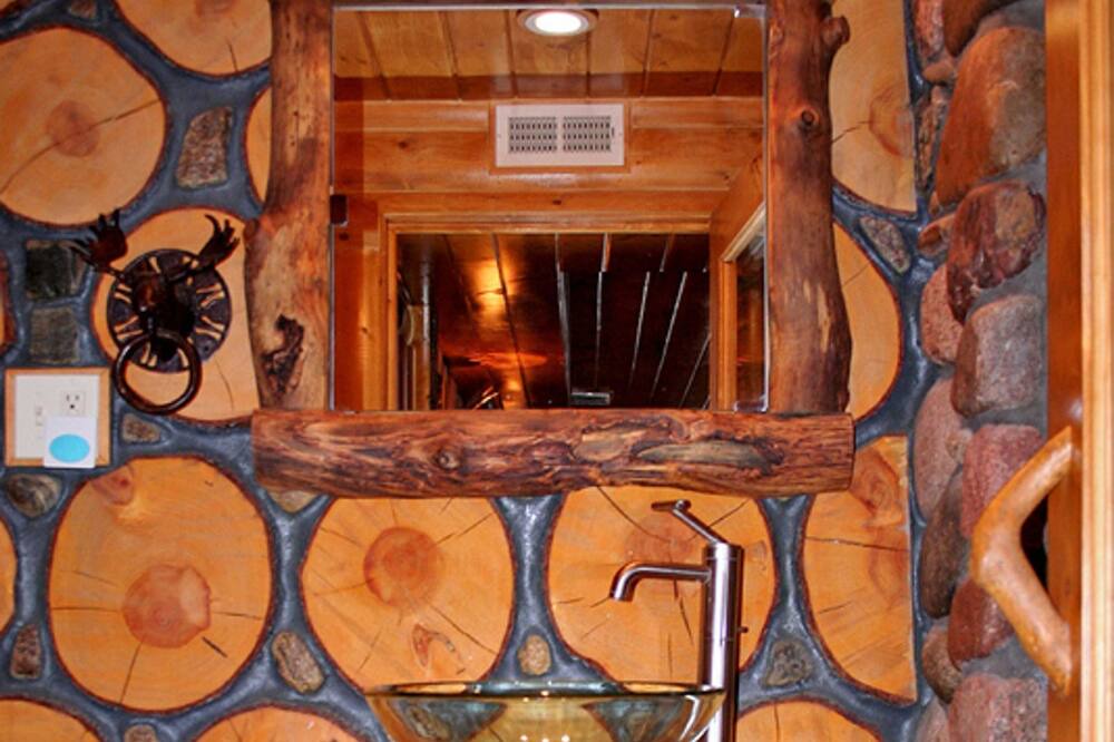 Photo of Bathroom in Allenspark