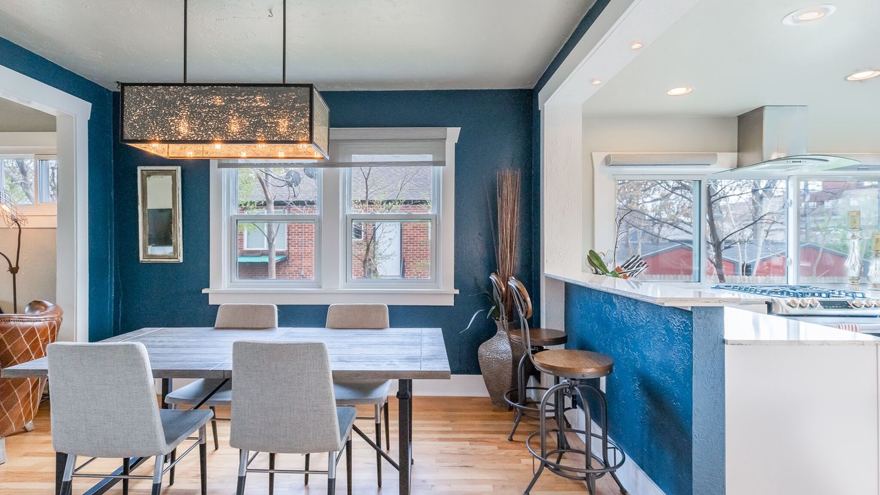 Photo of Livingroom in Washington Park West