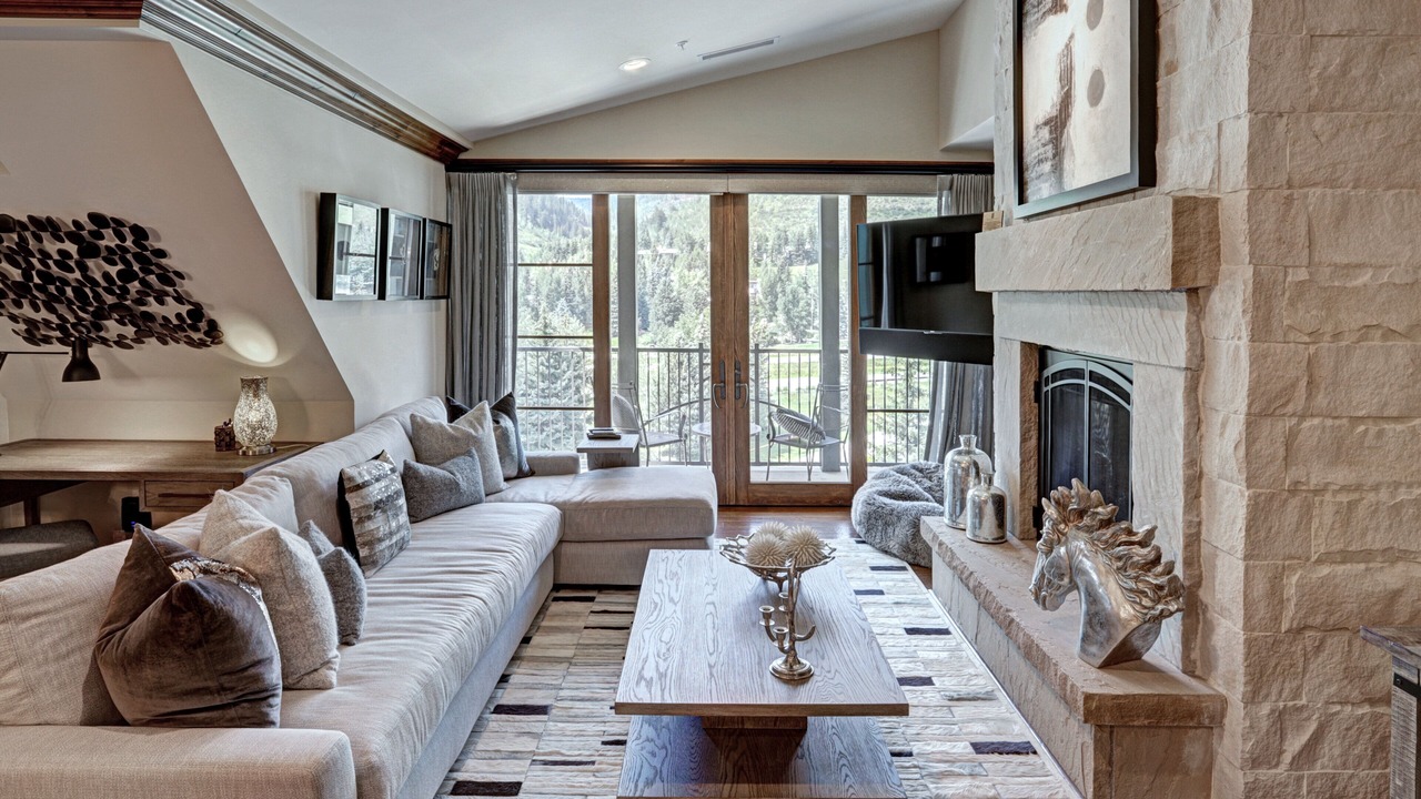 Photo of Livingroom in Vail