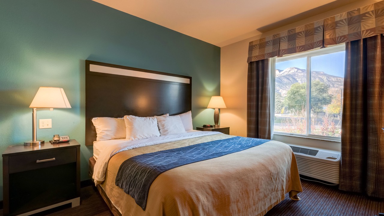 Photo of Bedroom in Parachute