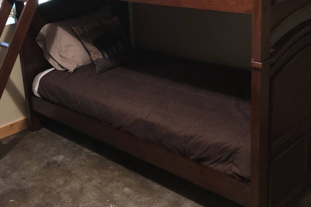 Photo of Bedroom in Saint Mary's