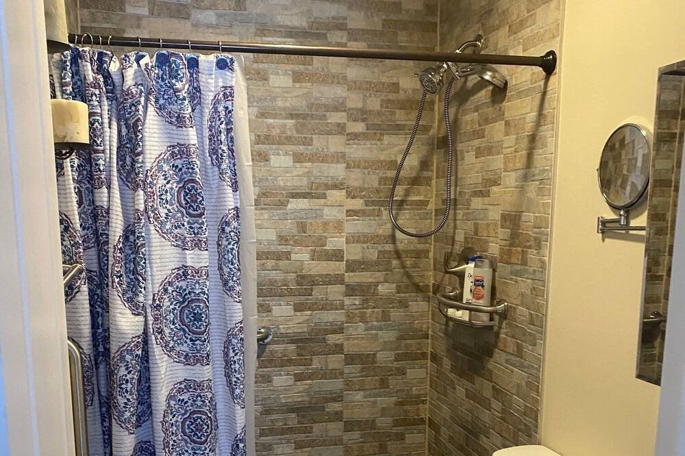 Photo of Bathroom in Pueblo