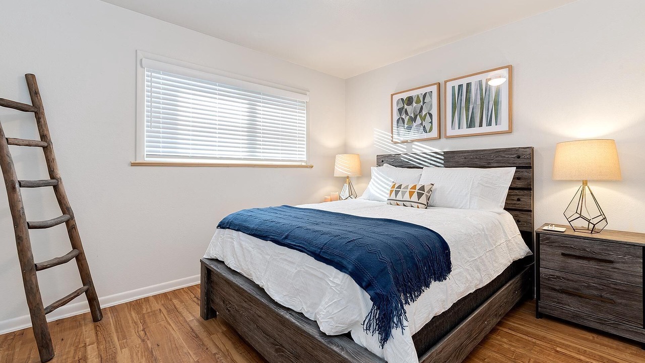 Photo of Bedroom in University Acres