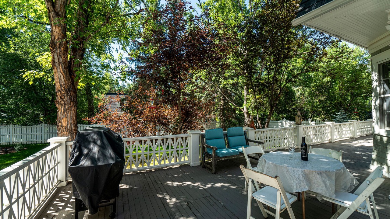 Photo of Outdoor in Broadmoor