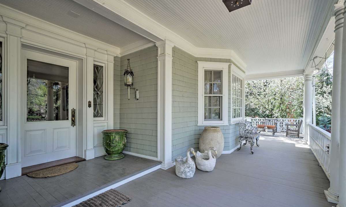 Photo of Patio Balcony in Broadmoor