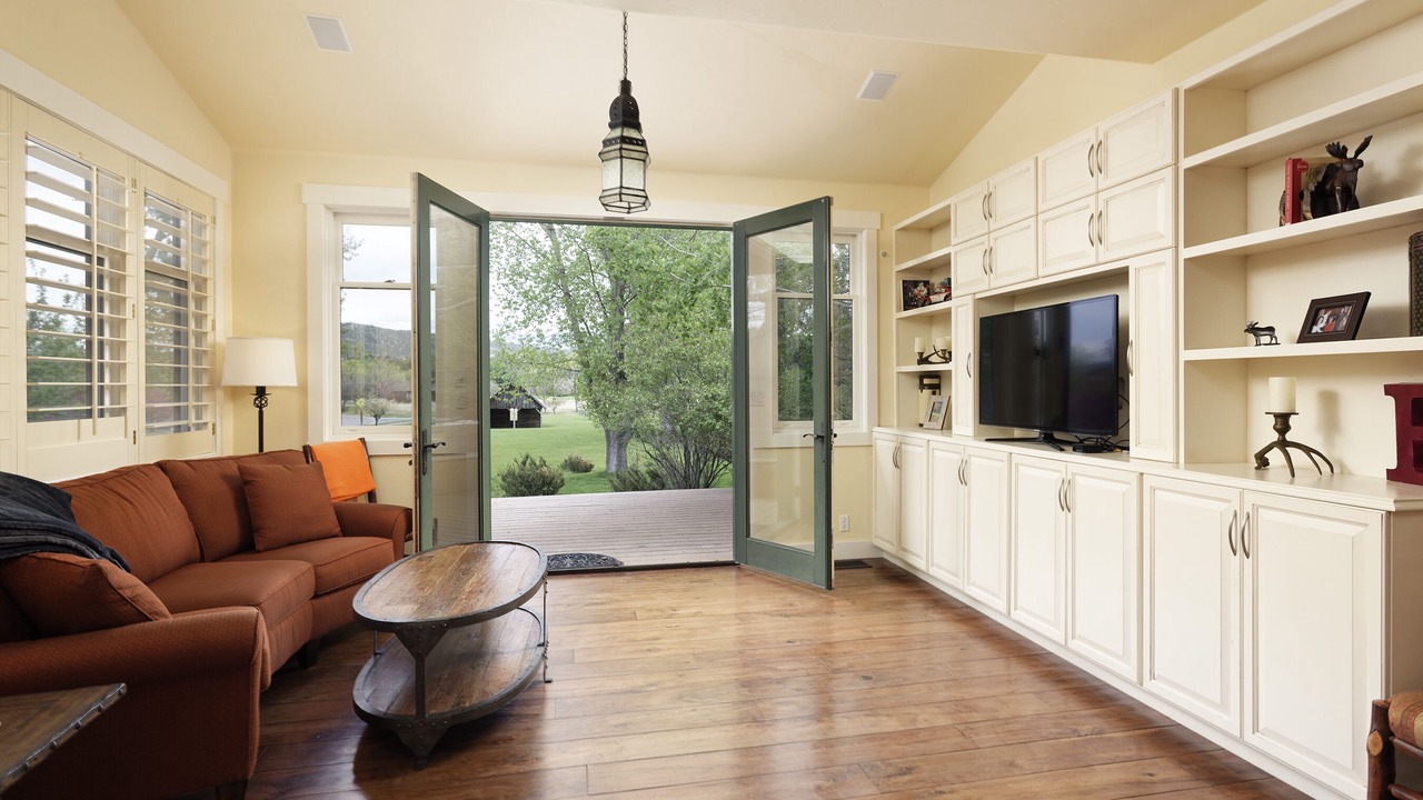 Photo of Livingroom in Carbondale