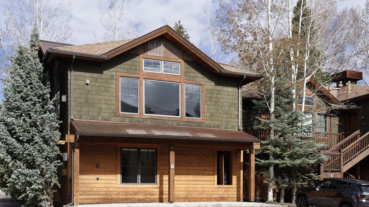 Photo of Outdoor in West End