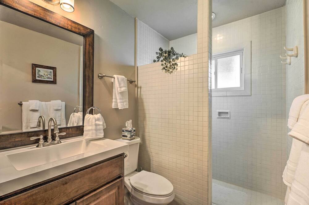 Photo of Bathroom in Paonia