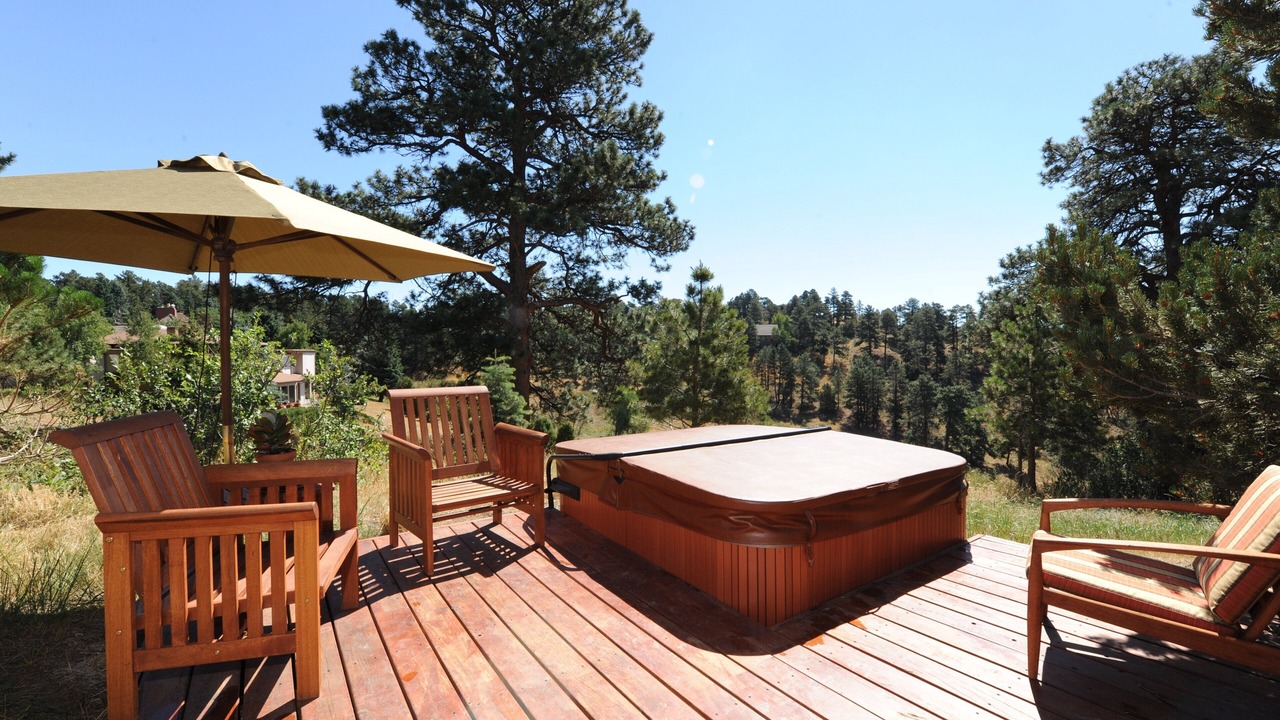 Photo of Outdoor in Golden