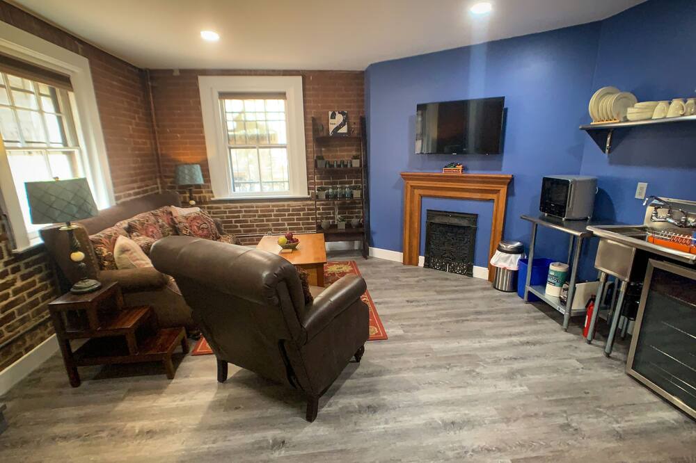 Photo of Livingroom in City Park West