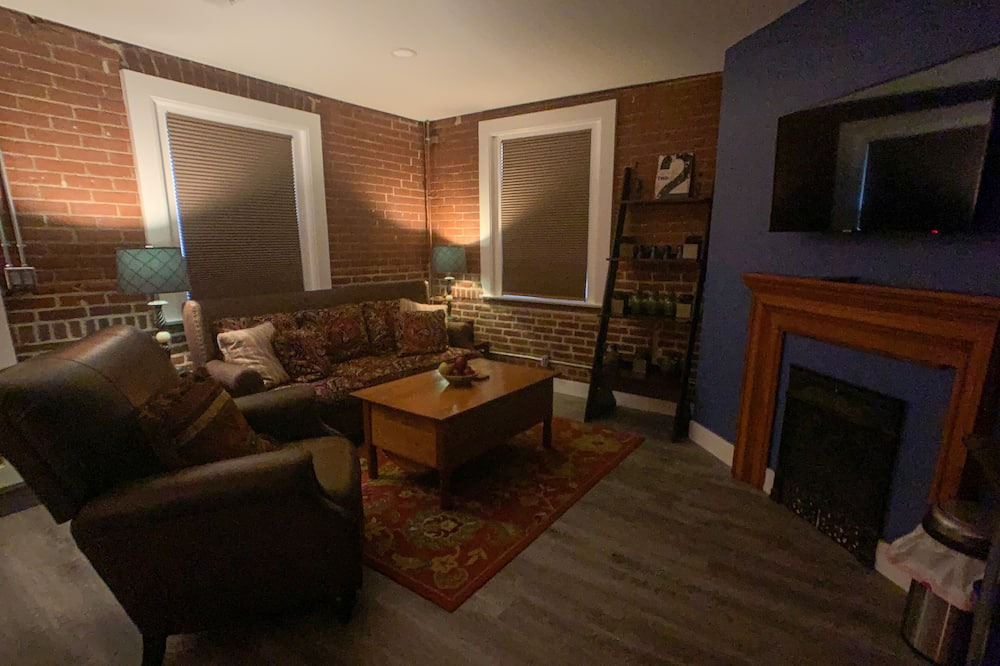Photo of Livingroom in City Park West