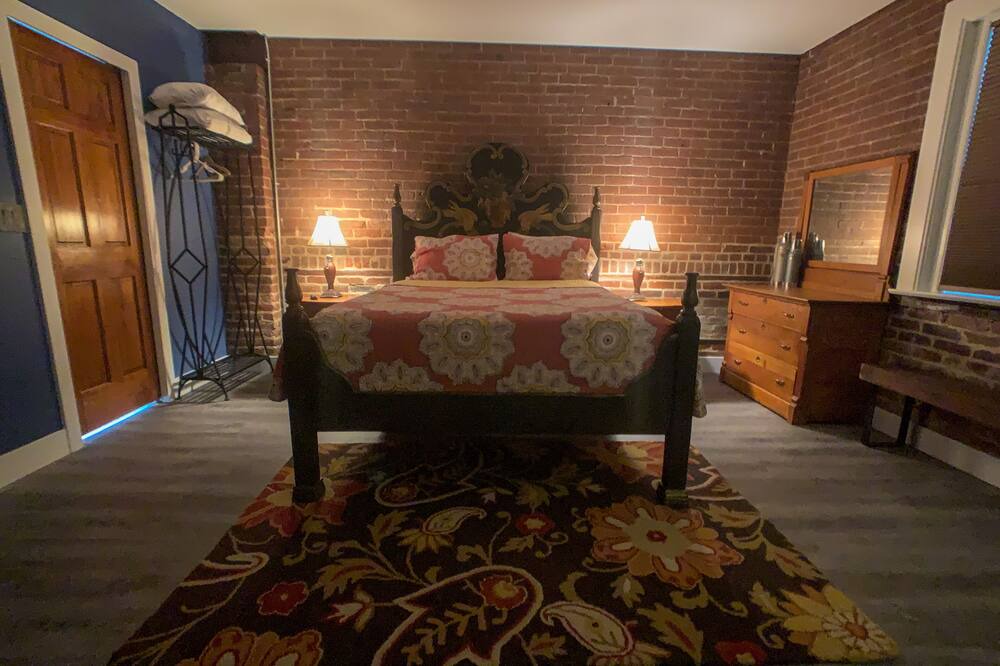 Photo of Bedroom in City Park West