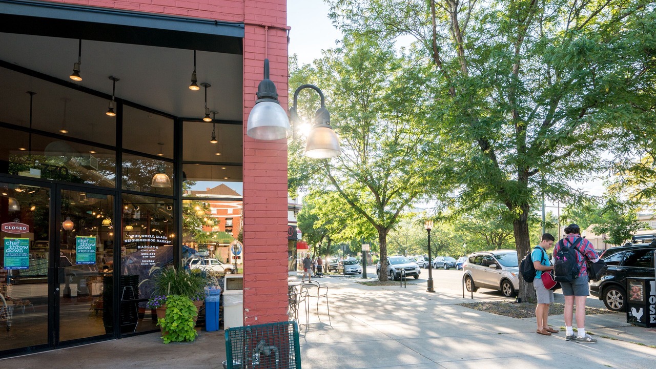 Photo of Outdoor in Uptown