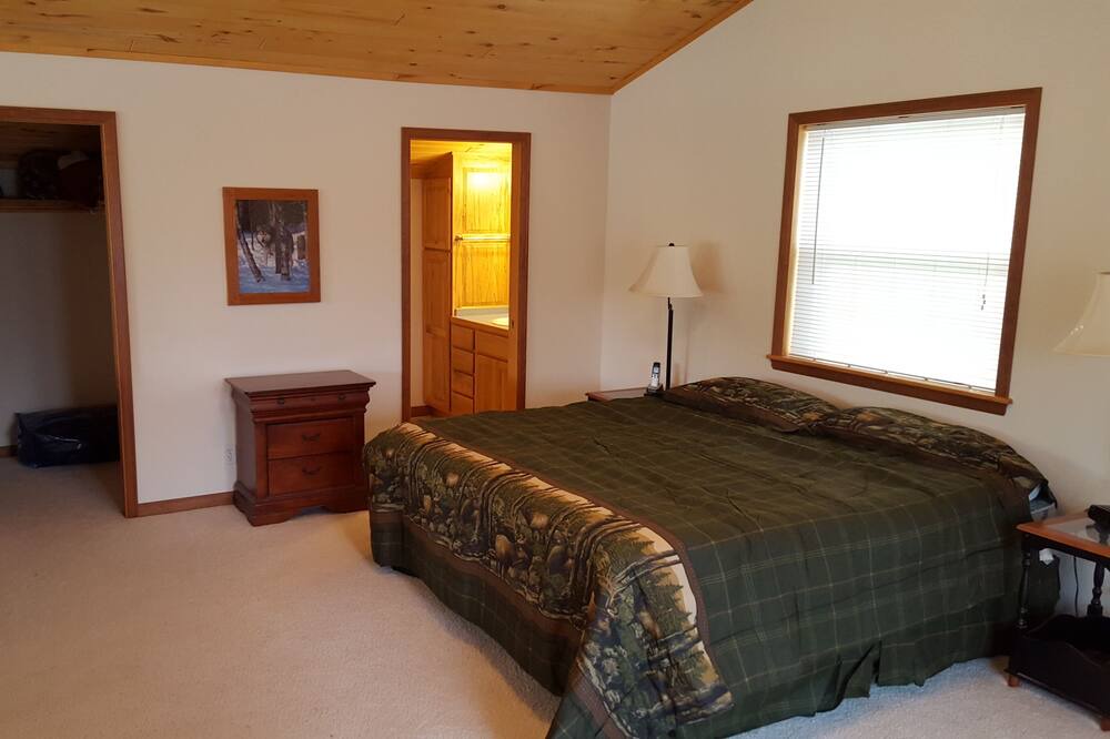 Photo of Bedroom in Elk Meadows