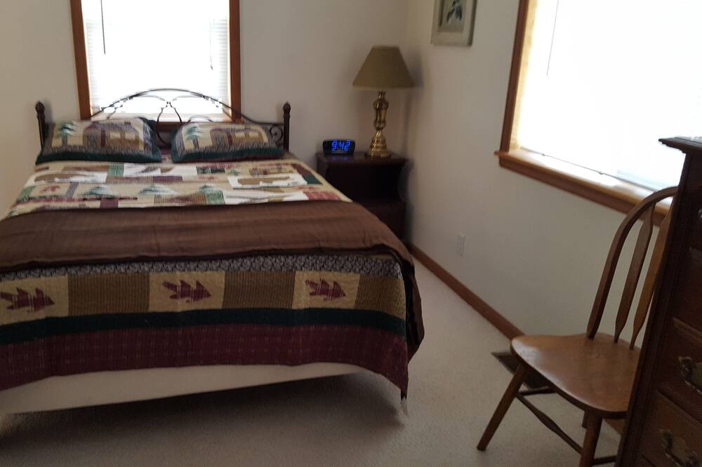 Photo of Bedroom in Elk Meadows