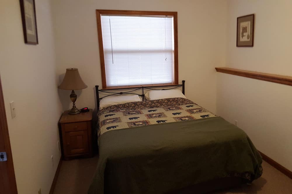 Photo of Bedroom in Elk Meadows