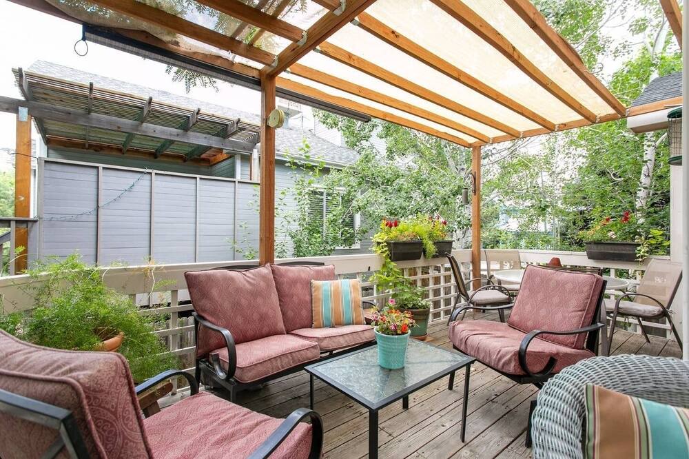 Photo of Outdoor in Wonderland Hills