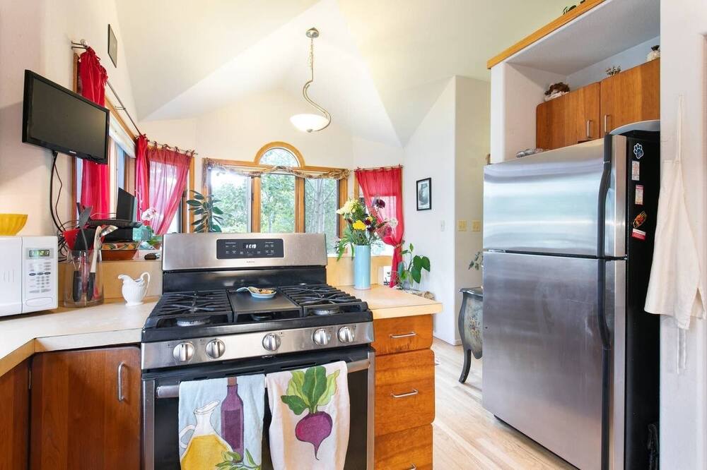 Photo of Kitchen in Wonderland Hills
