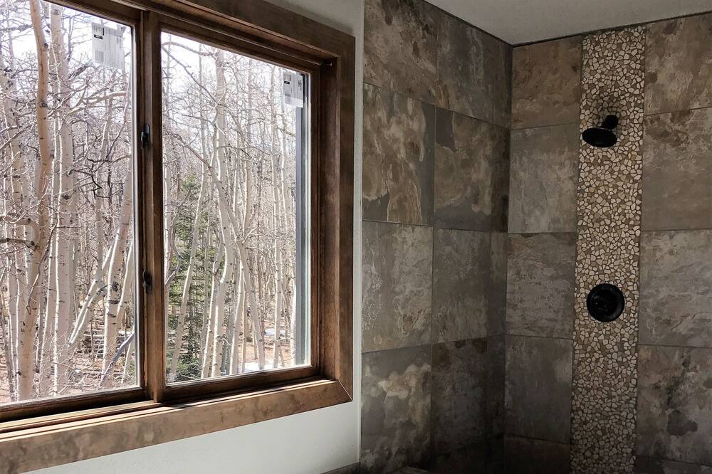 Photo of Bathroom in Warm Springs