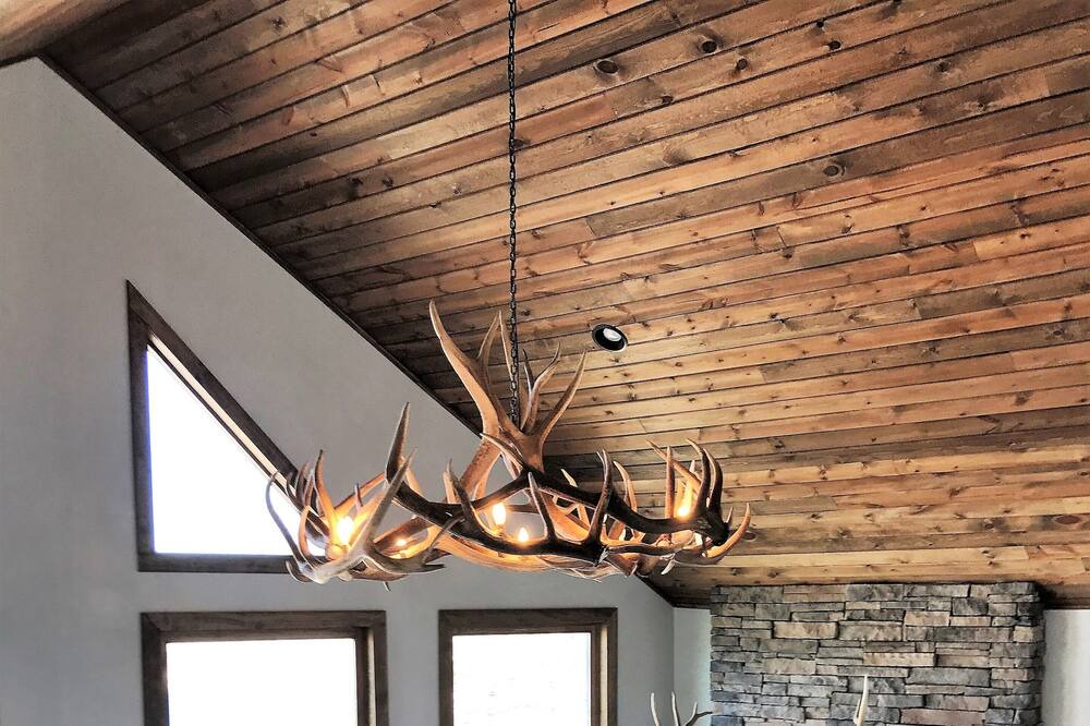 Photo of Bedroom in Warm Springs