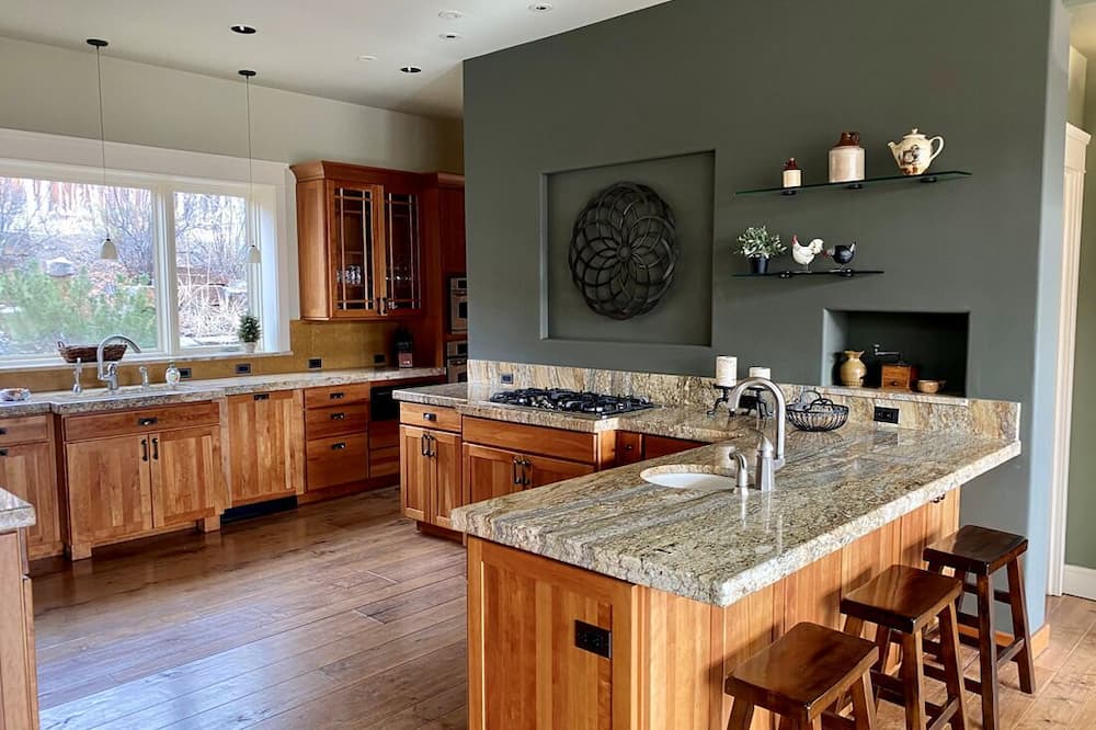Photo of Kitchen in Pleasant Valley