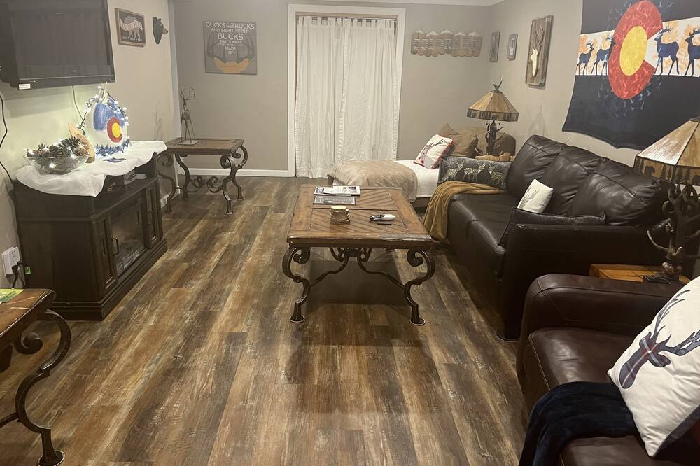 Photo of Livingroom in Saint Mary's