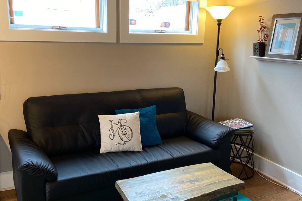 Photo of Livingroom in Old Town West