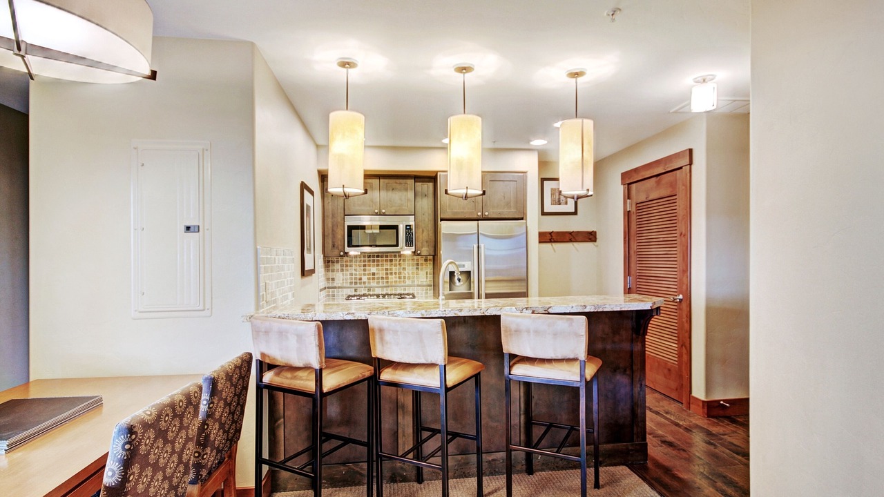 Photo of Kitchen in Peak 8