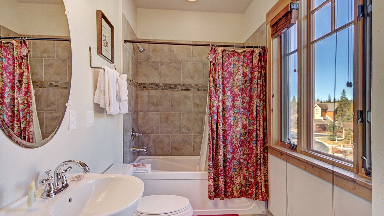 Photo of Bathroom in Keystone