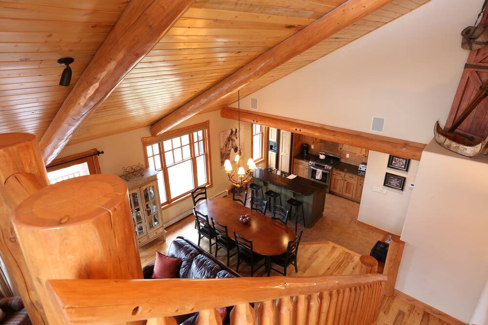 Photo of Livingroom in Fraser